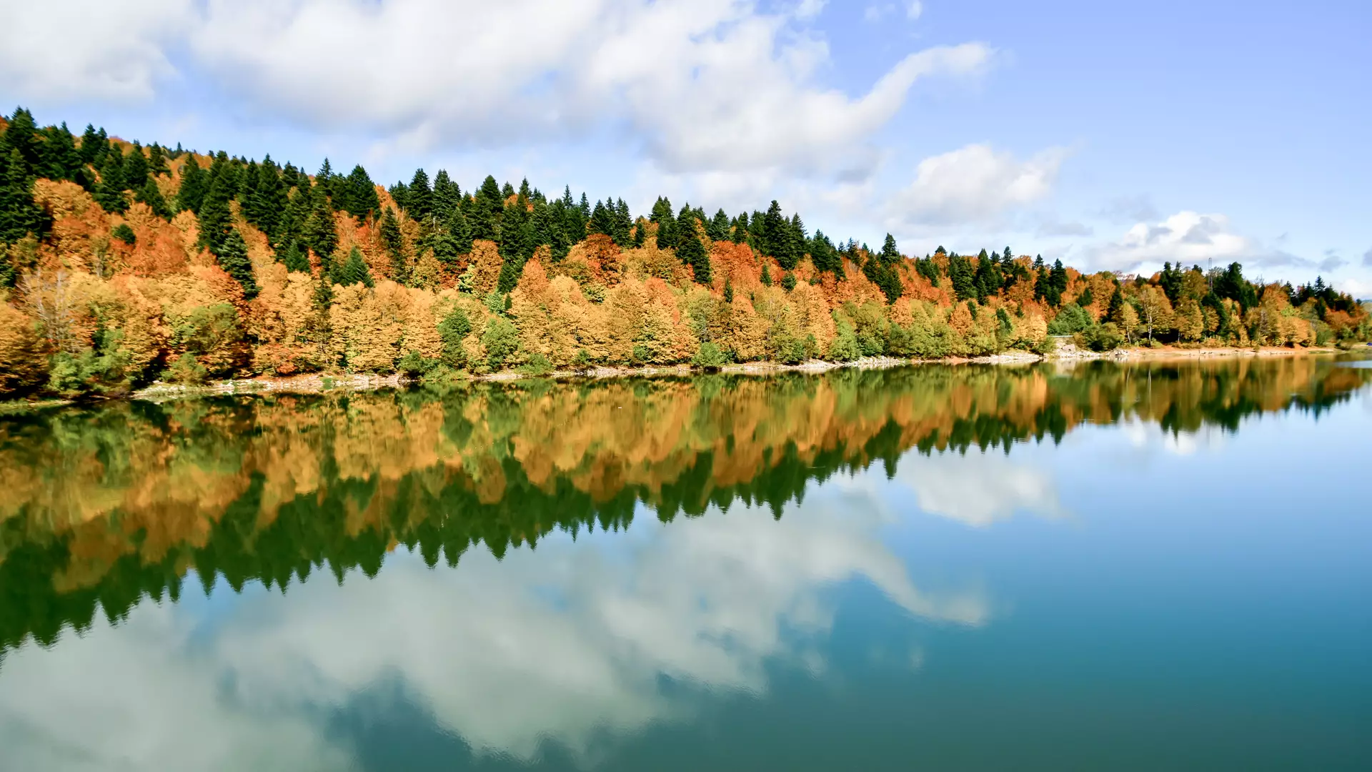 Shaori Lake