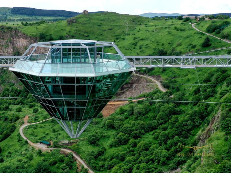 Diamond Bridge